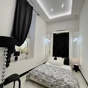https://ferdinandos-home.hotels-amalfi.com